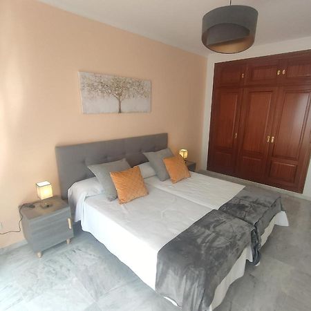 Sanpedro Apartamentos Marbella Luaran gambar