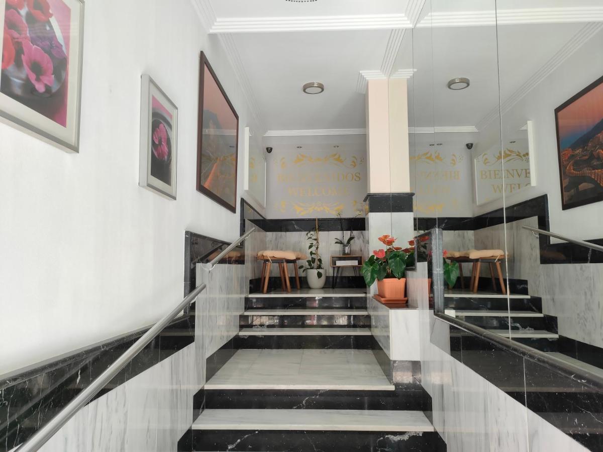 Sanpedro Apartamentos Marbella Luaran gambar