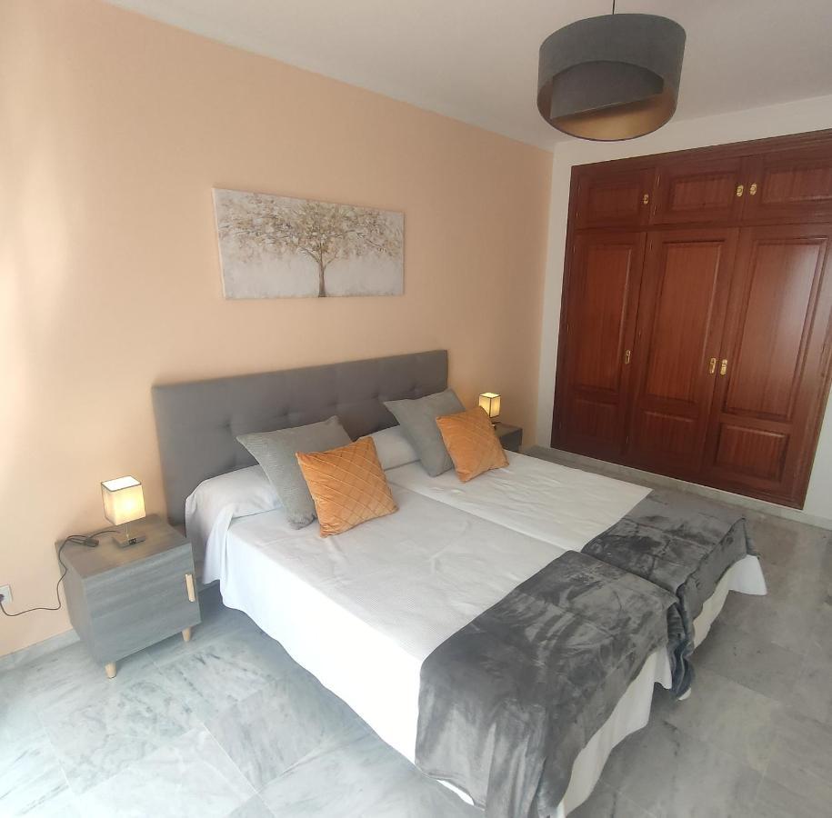 Sanpedro Apartamentos Marbella Luaran gambar