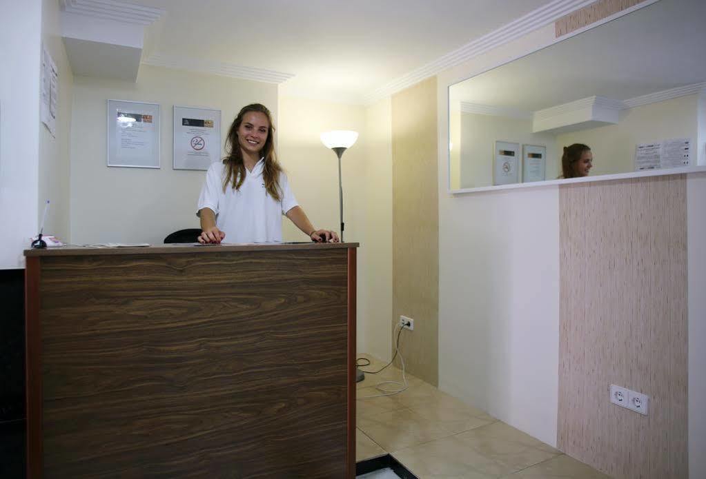 Sanpedro Apartamentos Marbella Luaran gambar