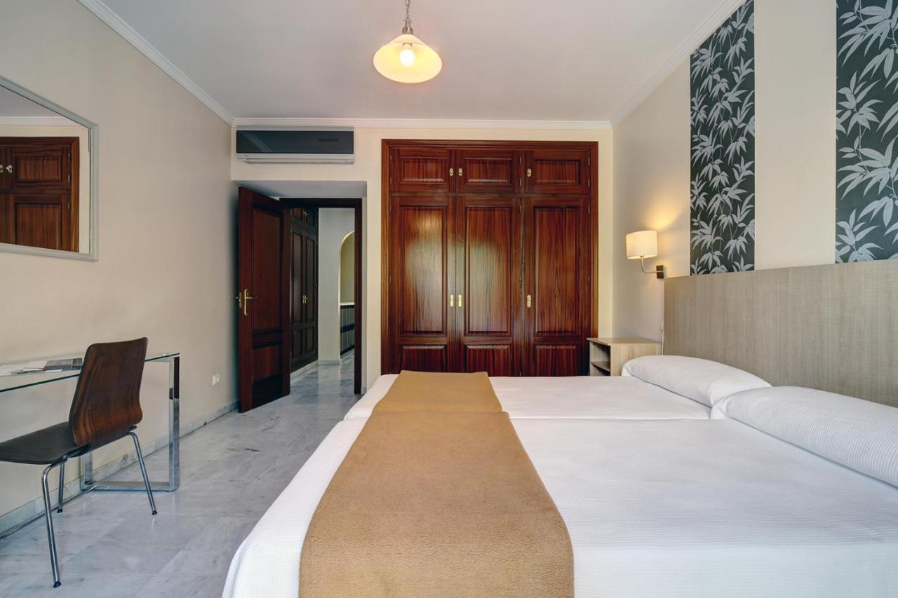 Sanpedro Apartamentos Marbella Luaran gambar